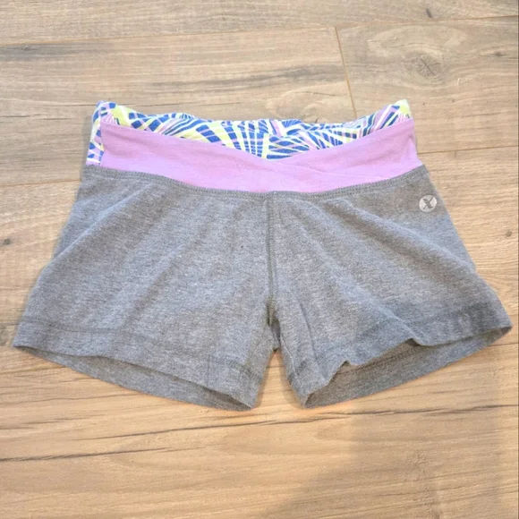 3/$12 Girls Quick Dri Athletic Fitted Shorts Grey Purple Size Xxs (4/5) - Picture 1 of 6